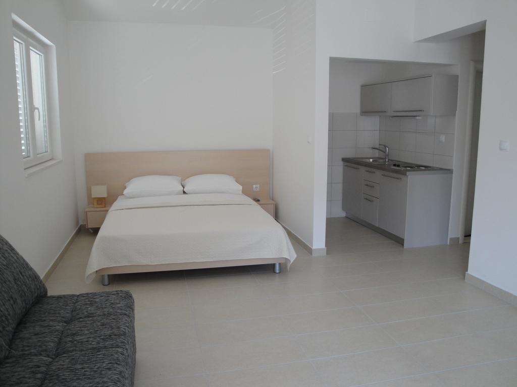 Marica Neum